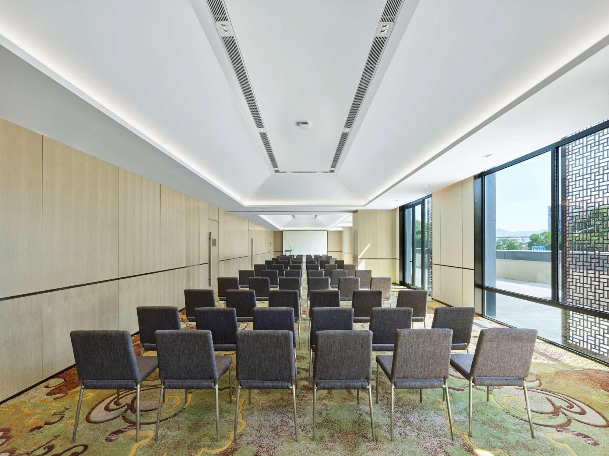 Doubletree By Hilton Beijing Badaling Hotel Yanqing Exterior foto